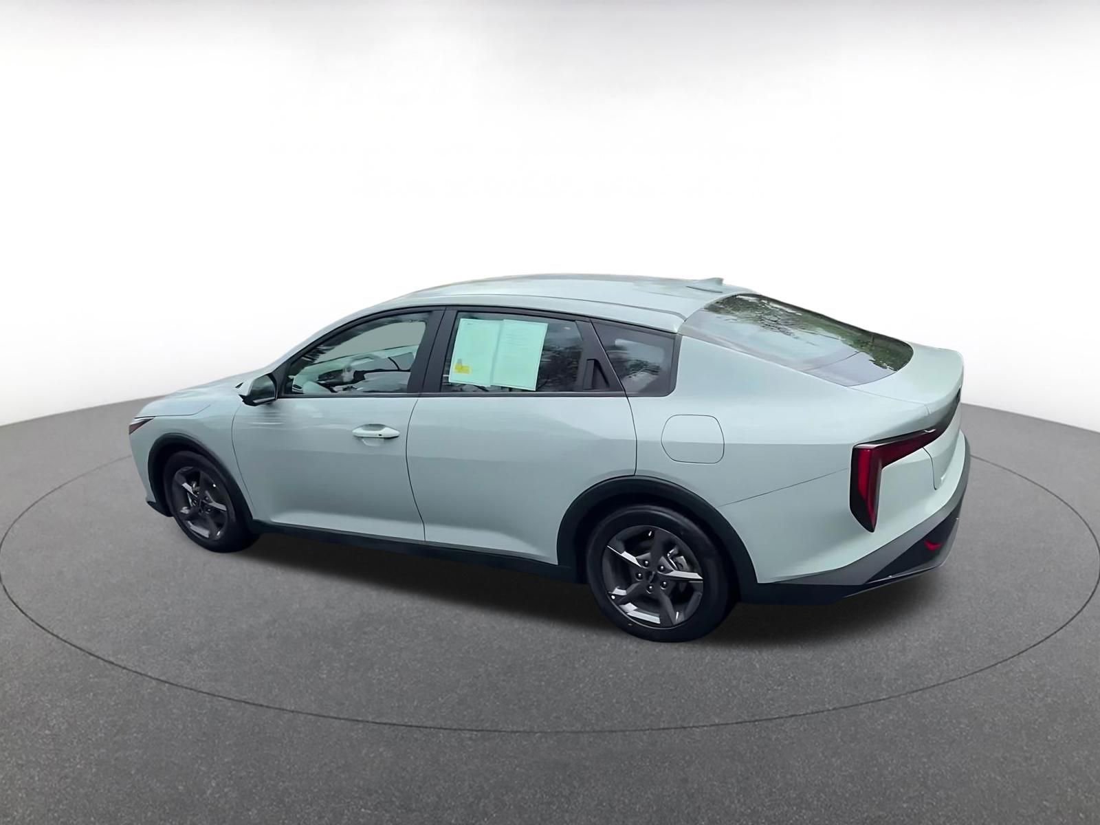 Used 2025 Kia K4 FWD image 10