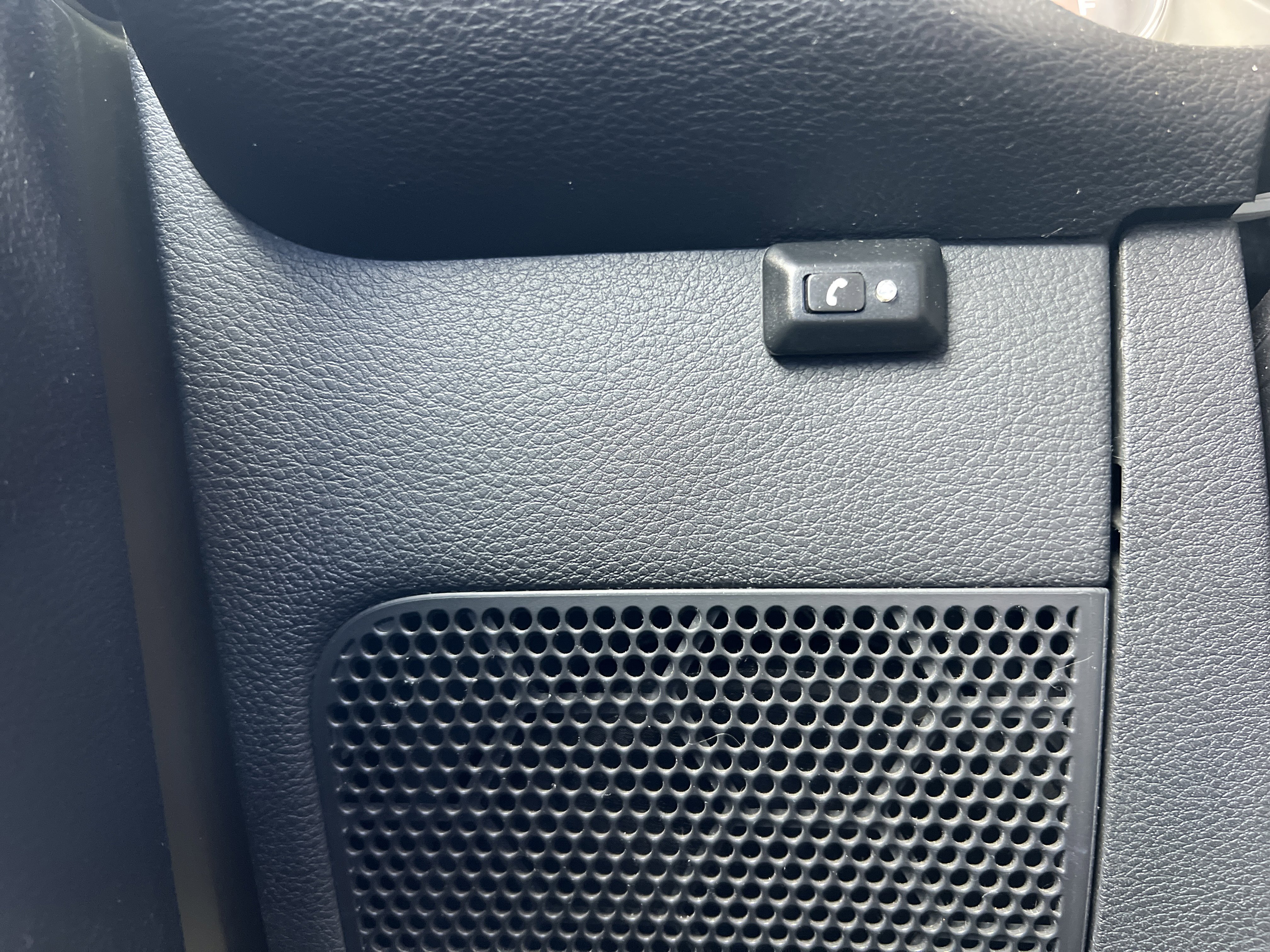 Used 2015 Jeep Wrangler Unlimited Sport w/ Connectivity Group image 30