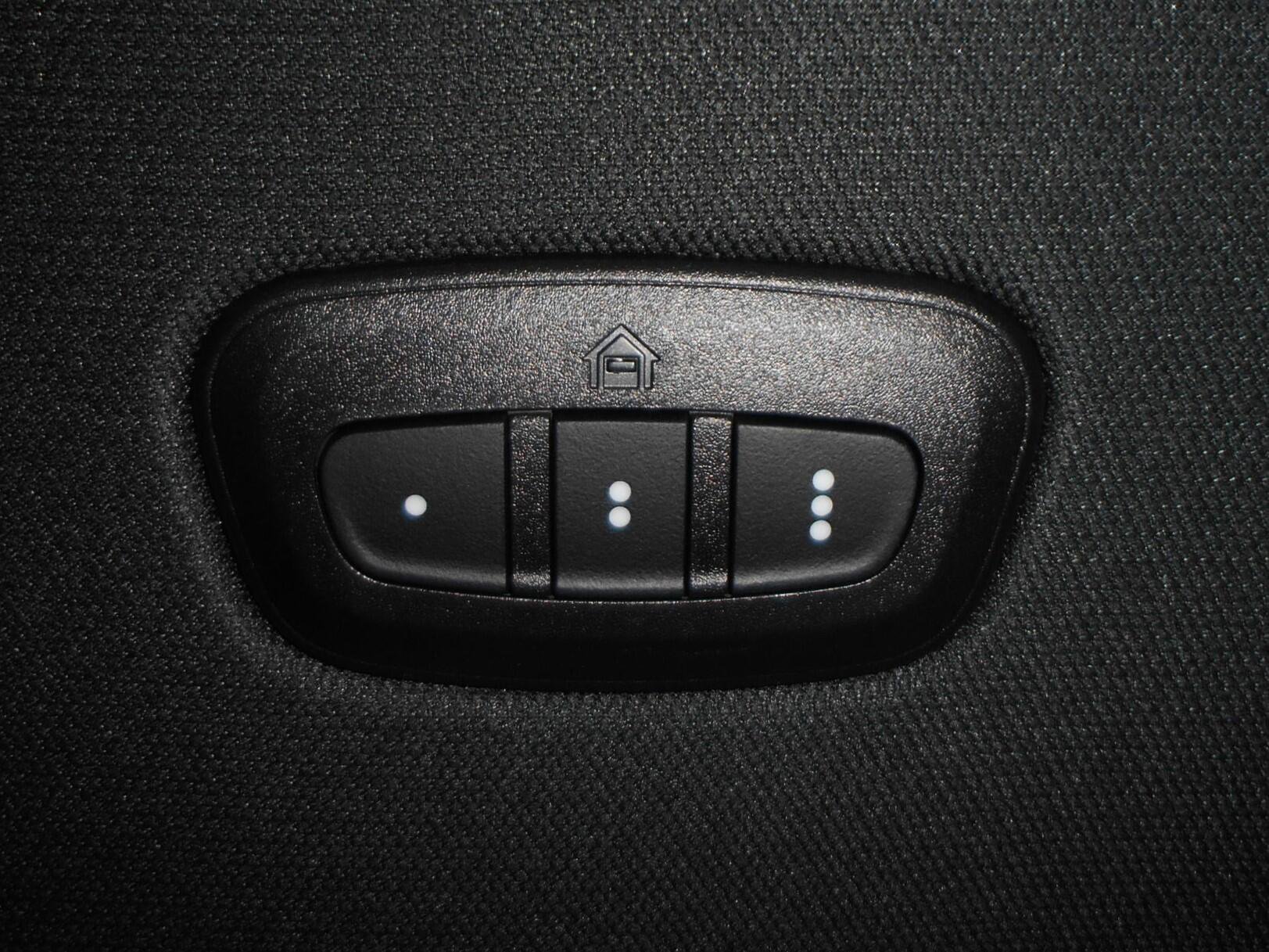 New 2026 RAM 1500 Laramie AWD/4WD image 24