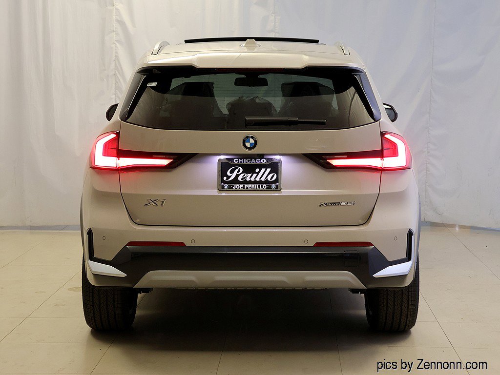 New 2026 BMW X1 xDrive28i w/ Convenience Package AWD/4WD image 7