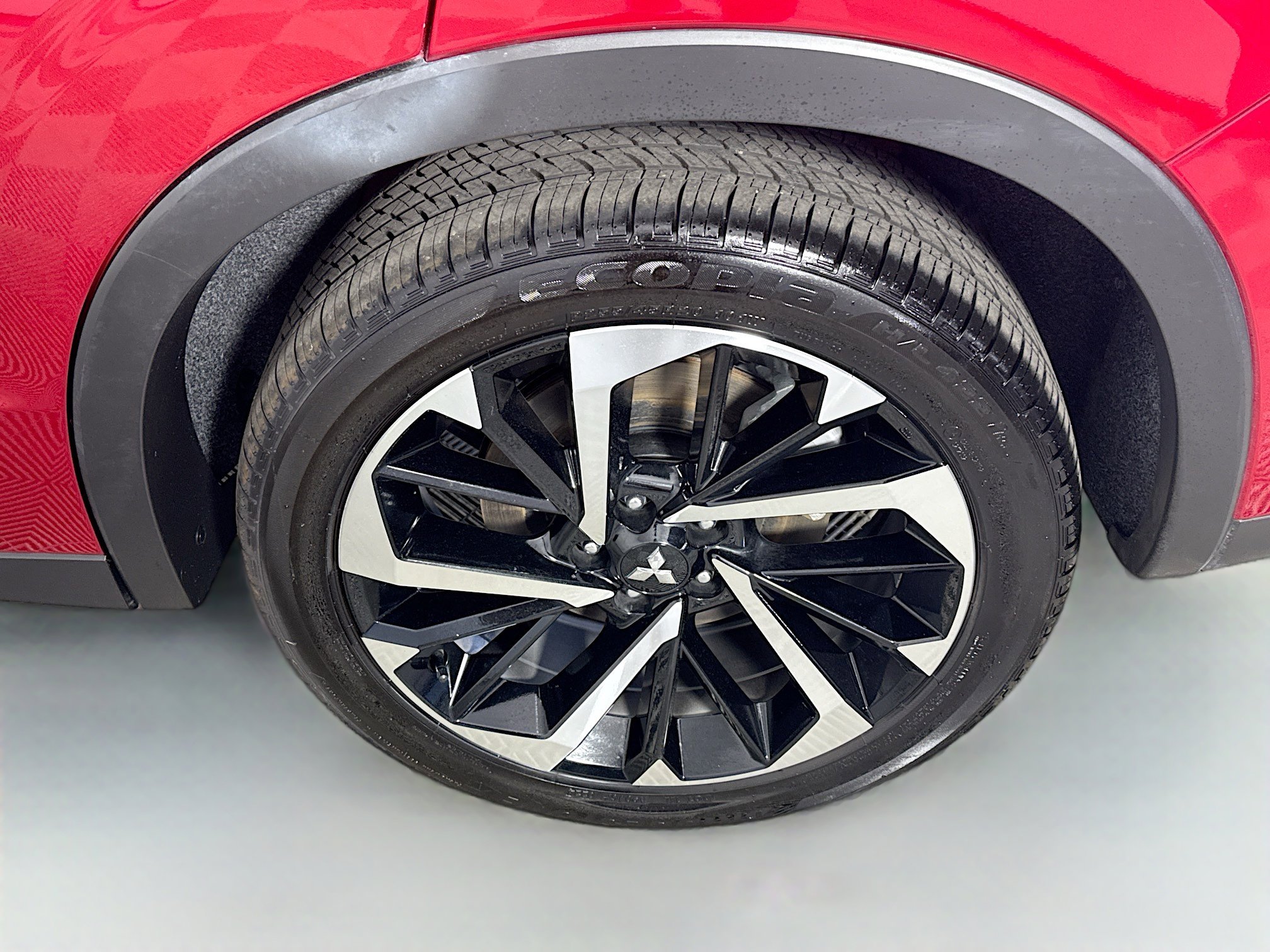 Used 2024 Mitsubishi Outlander SE image 37