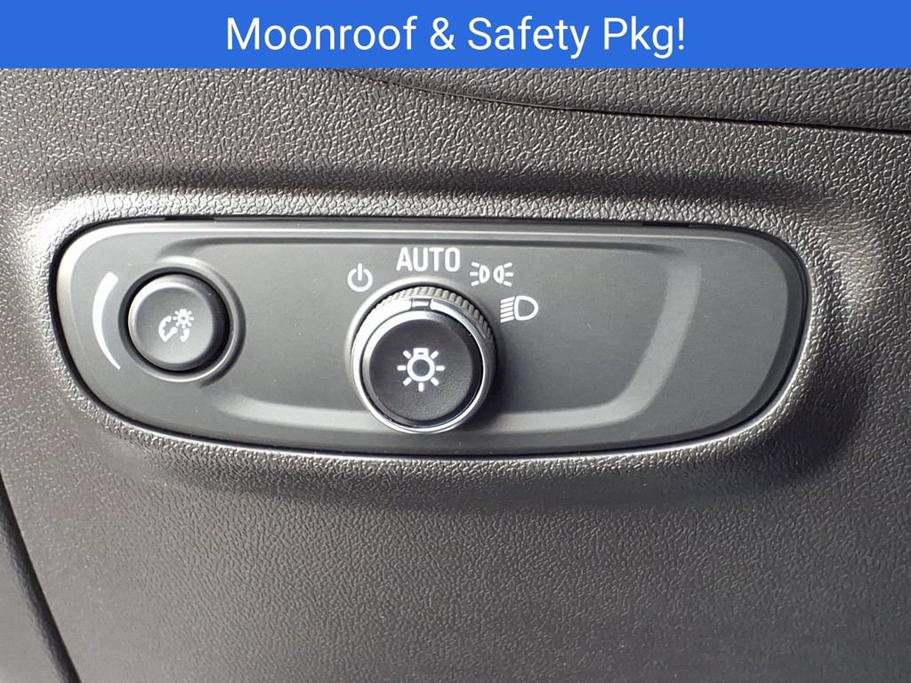Used 2024 Chevrolet Equinox LT FWD image 25