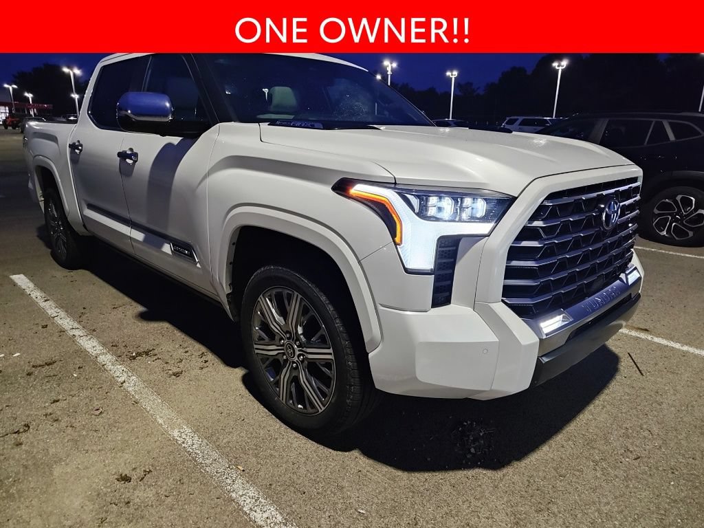 Used 2024 Toyota Tundra Capstone AWD/4WD image 3