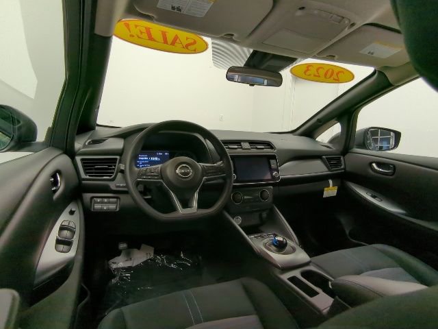 Certified 2023 Nissan Leaf S image 25