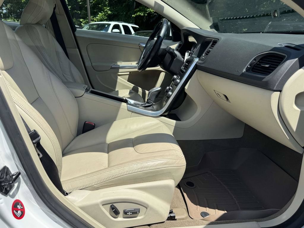 Used 2013 Volvo S60 T5 AWD/4WD image 14