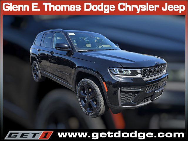 New 2027 Jeep Grand Cherokee Limited RWD image 1