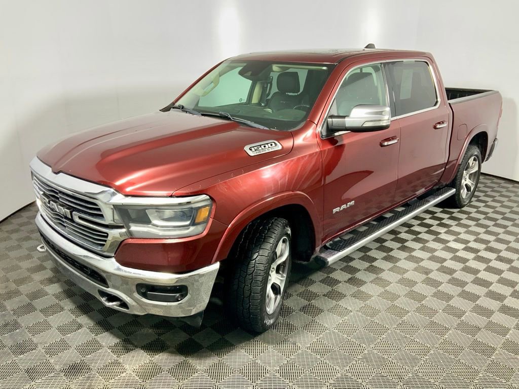 Used 2019 RAM 1500 Laramie AWD/4WD image 12