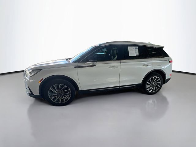 Used 2023 Lincoln Corsair Reserve w/ Equipment Group 201A FWD image 5