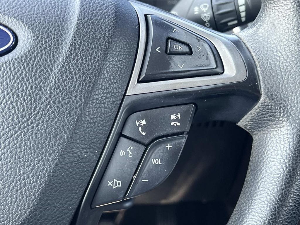 Used 2020 Ford Fusion SE FWD image 23