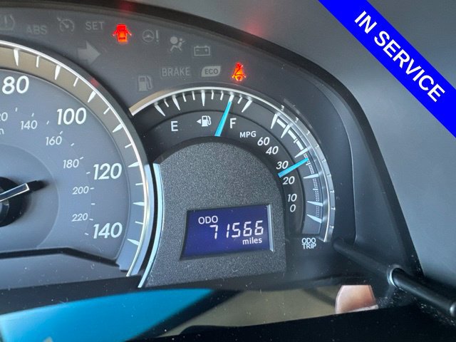 Used 2014 Toyota Camry XLE w/ Leather Package FWD image 7