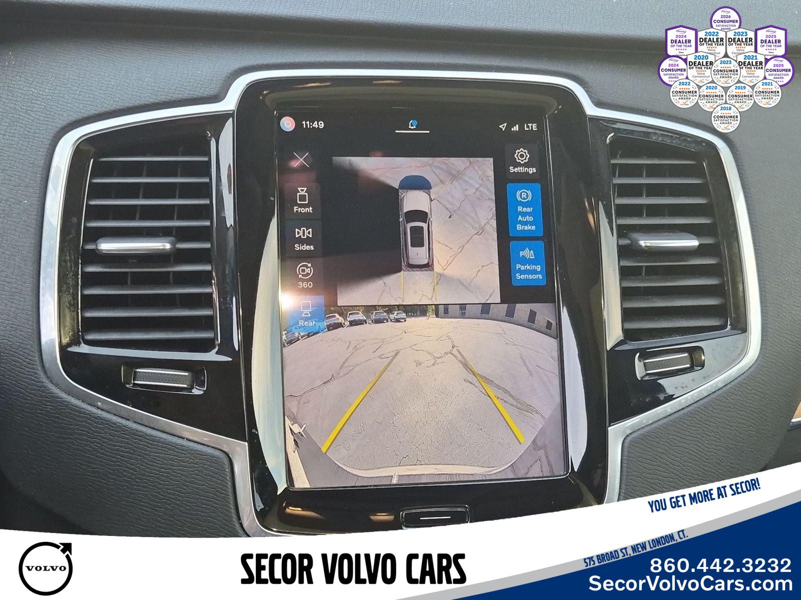 Certified 2024 Volvo XC90 T8 Plus w/ Protection Package Premier AWD/4WD image 15