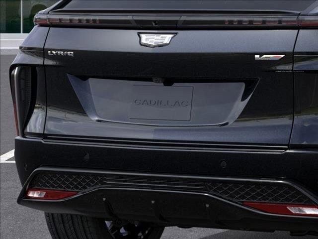 New 2026 Cadillac Lyriq V image 14