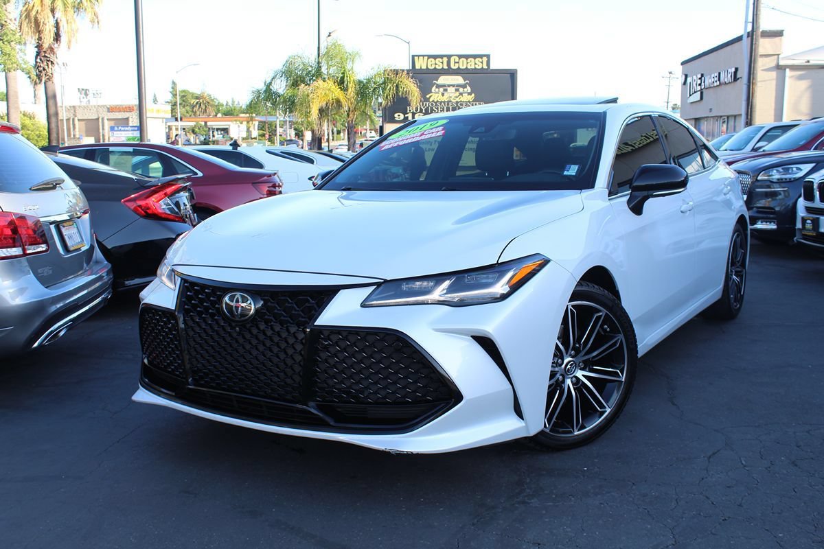 Used 2019 Toyota Avalon Touring w/ Advanced Safety Package FWD image 41