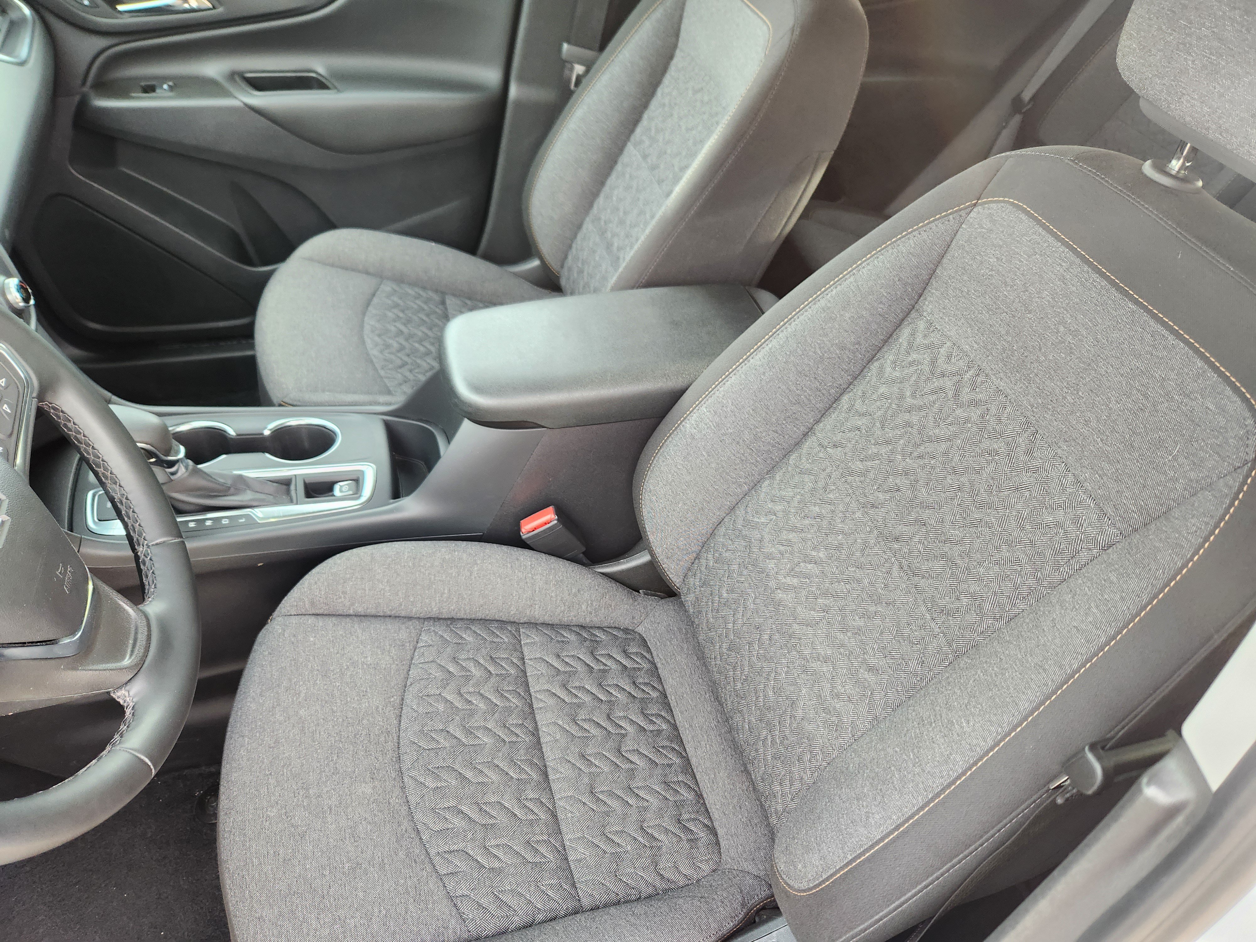 Used 2024 Chevrolet Equinox LT AWD/4WD image 10