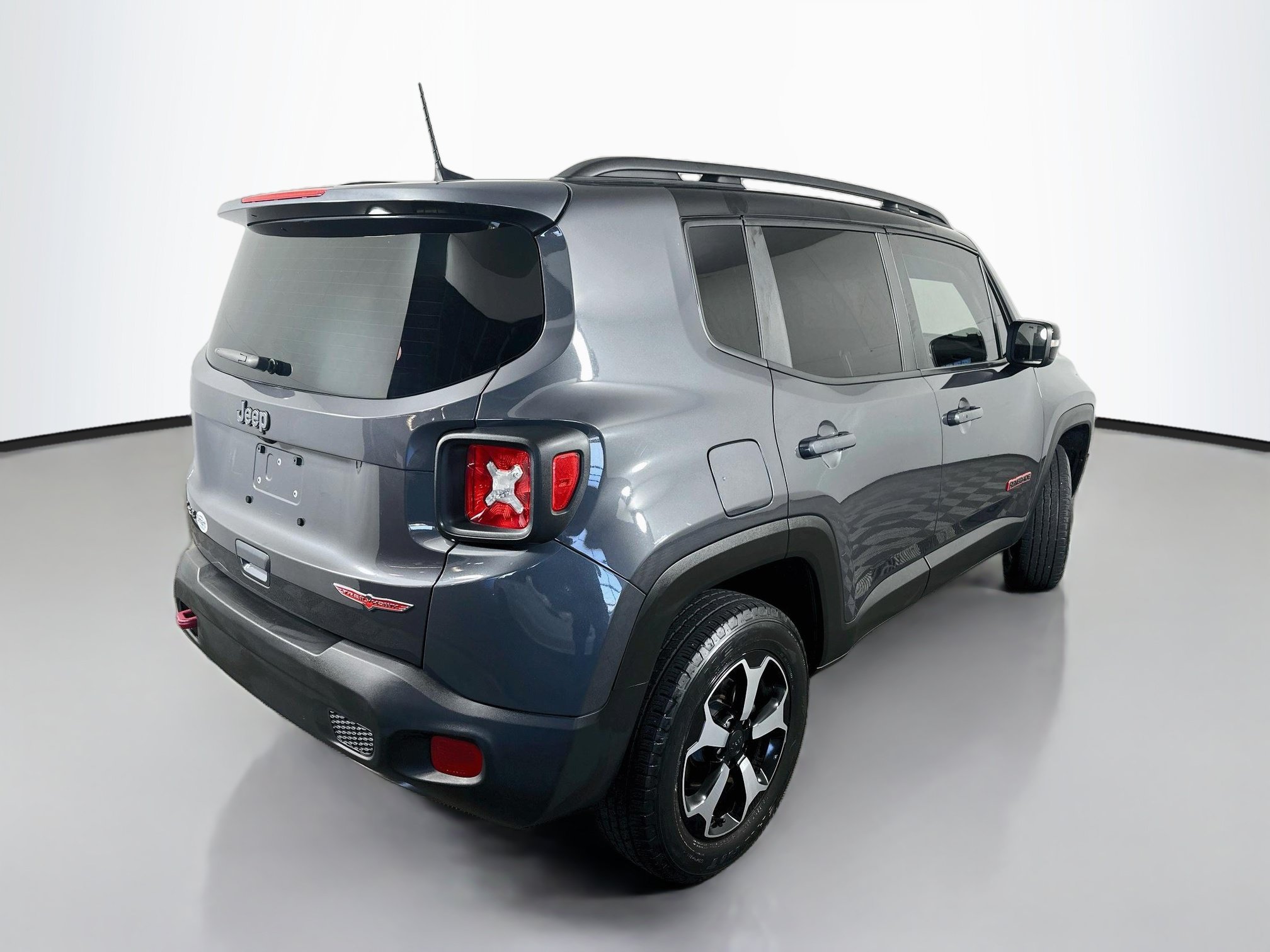Used 2022 Jeep Renegade Trailhawk w/ Sun/Sound Group AWD/4WD image 7