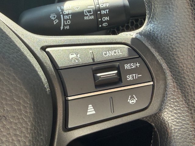 Used 2024 Honda HR-V LX image 31