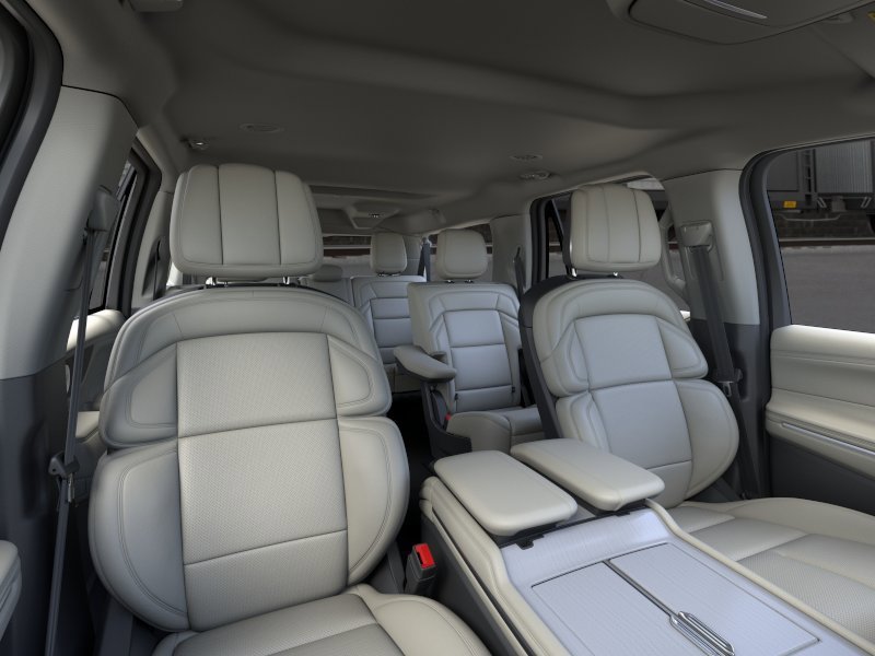 New 2026 Lincoln Navigator L Premier AWD/4WD image 23