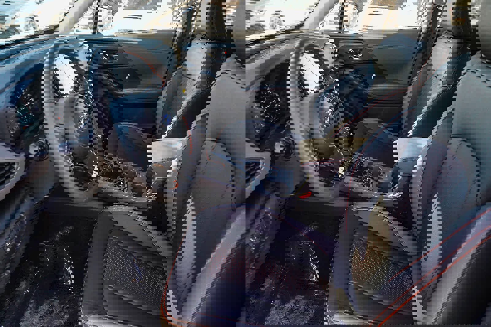 New 2025 Subaru Crosstrek 2.5i Limited image 17