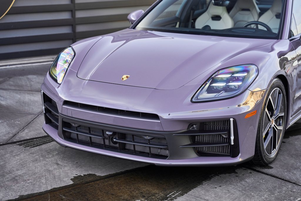 Used 2025 Porsche Panamera 4 w/ Premium Package image 6