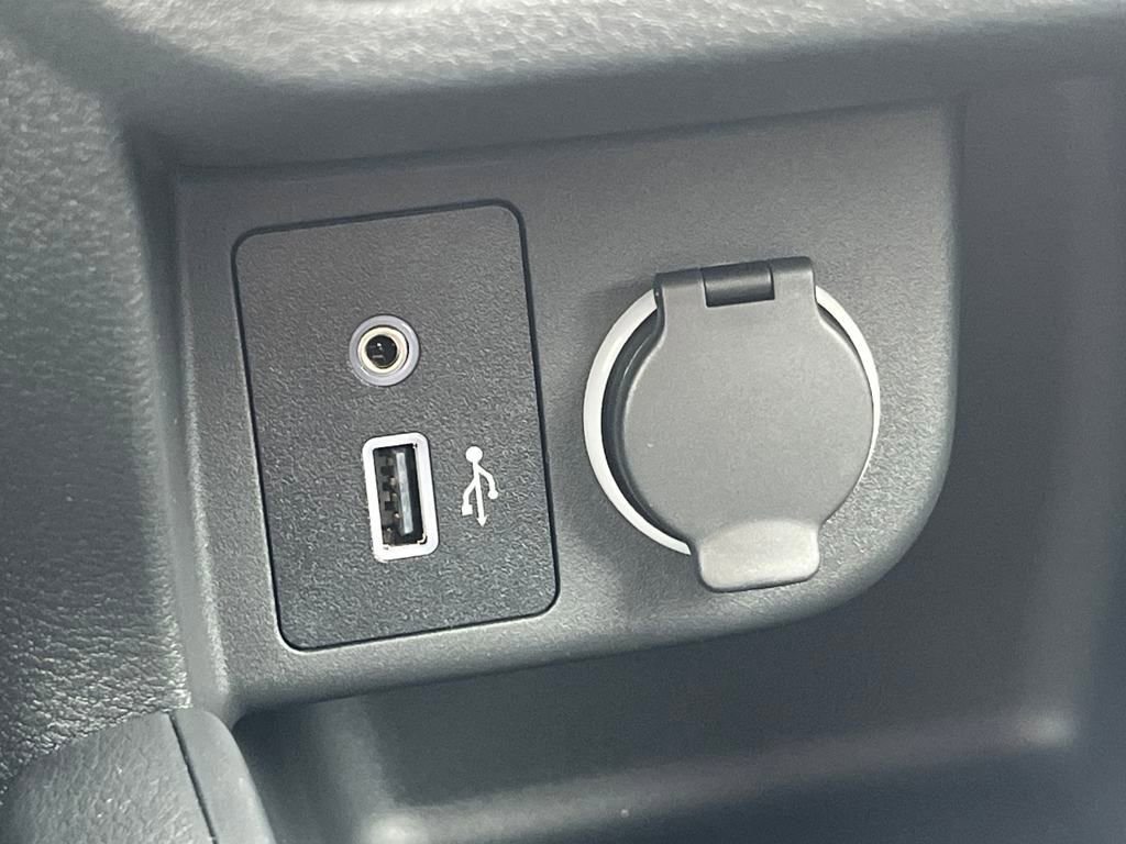 New 2025 Nissan Kicks Play S image 26