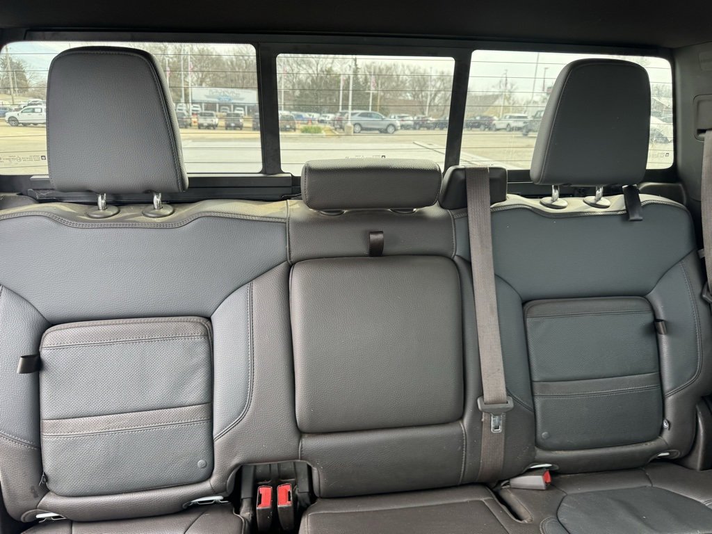 Used 2022 GMC Sierra 3500 Denali w/ Denali Ultimate Package image 9