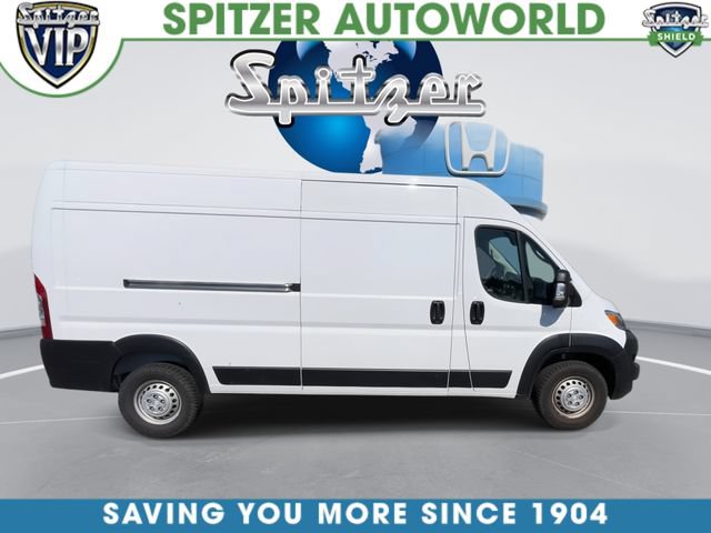 Used 2025 RAM ProMaster 2500 w/ Convenience Group FWD image 3