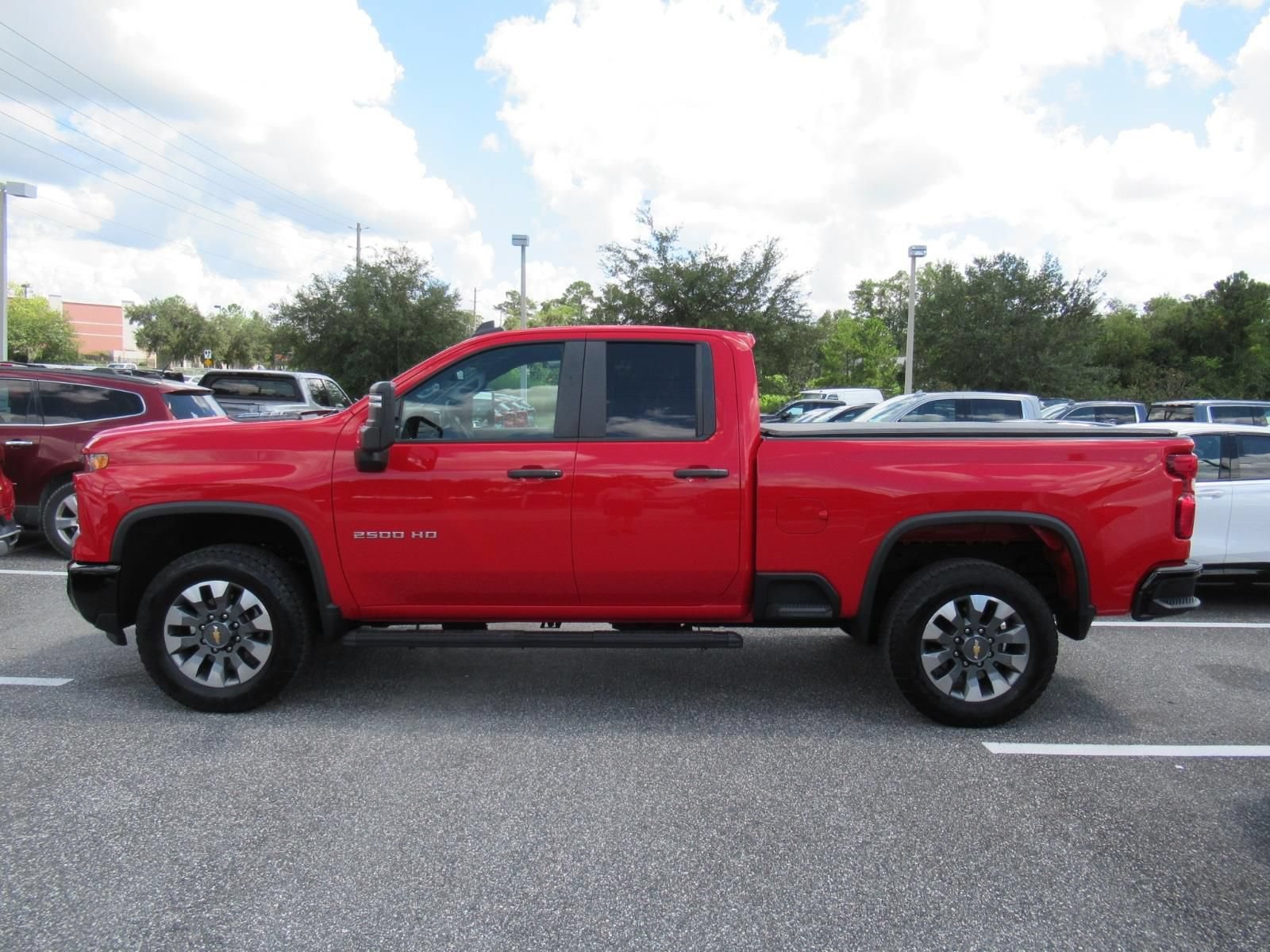 Used 2024 Chevrolet Silverado 2500 Custom w/ Custom Convenience Package RWD image 5