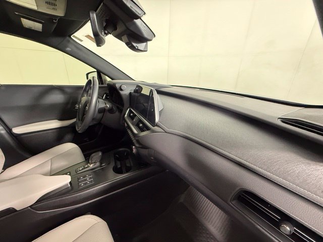 Used 2025 Lexus UX 300h FWD w/ Accessory Package (Z2) image 33