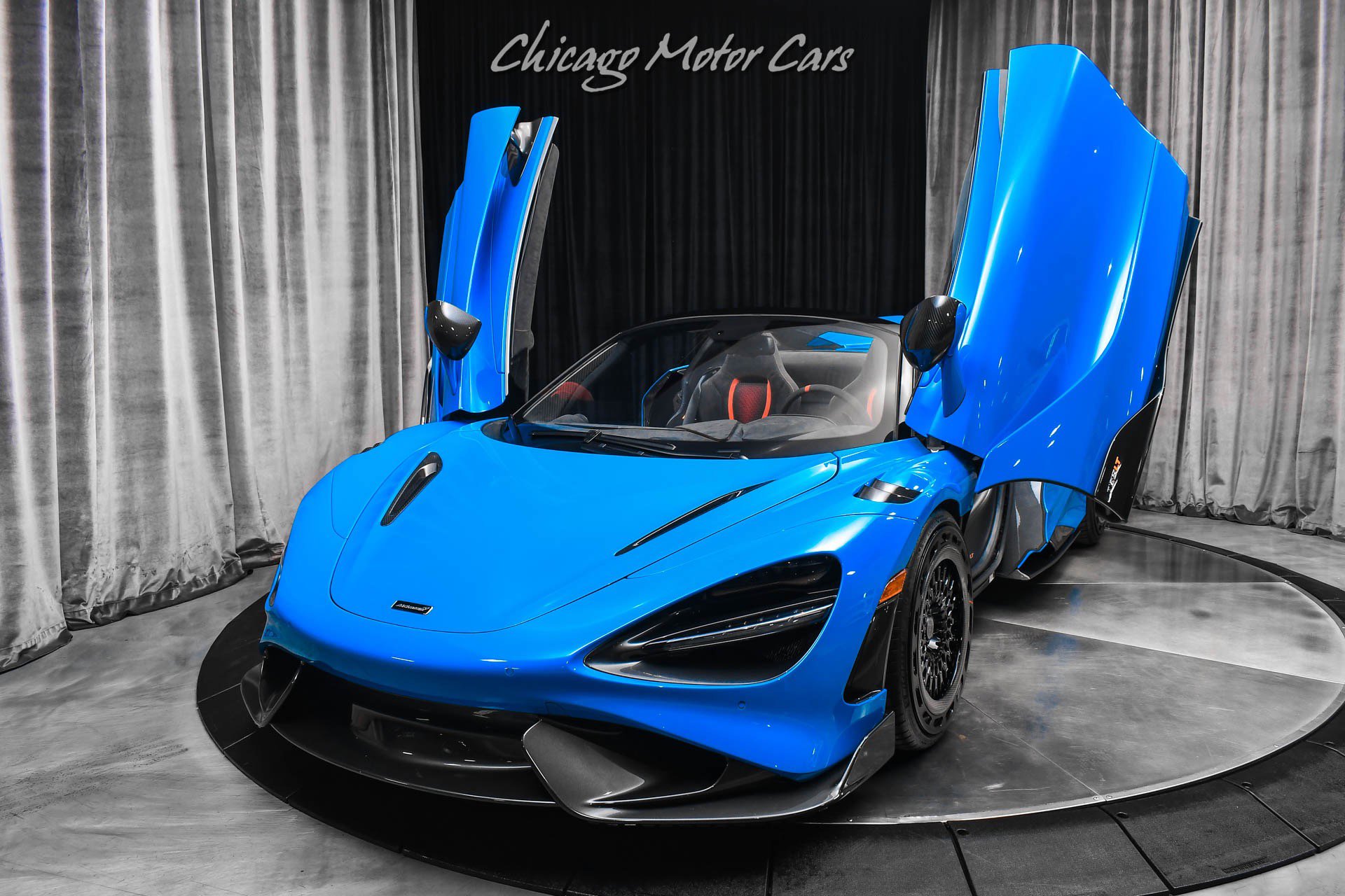 Used 2022 McLaren 765LT image 2