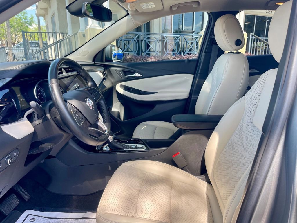 Used 2023 Buick Encore GX Essence w/ Experience Buick Package FWD image 11