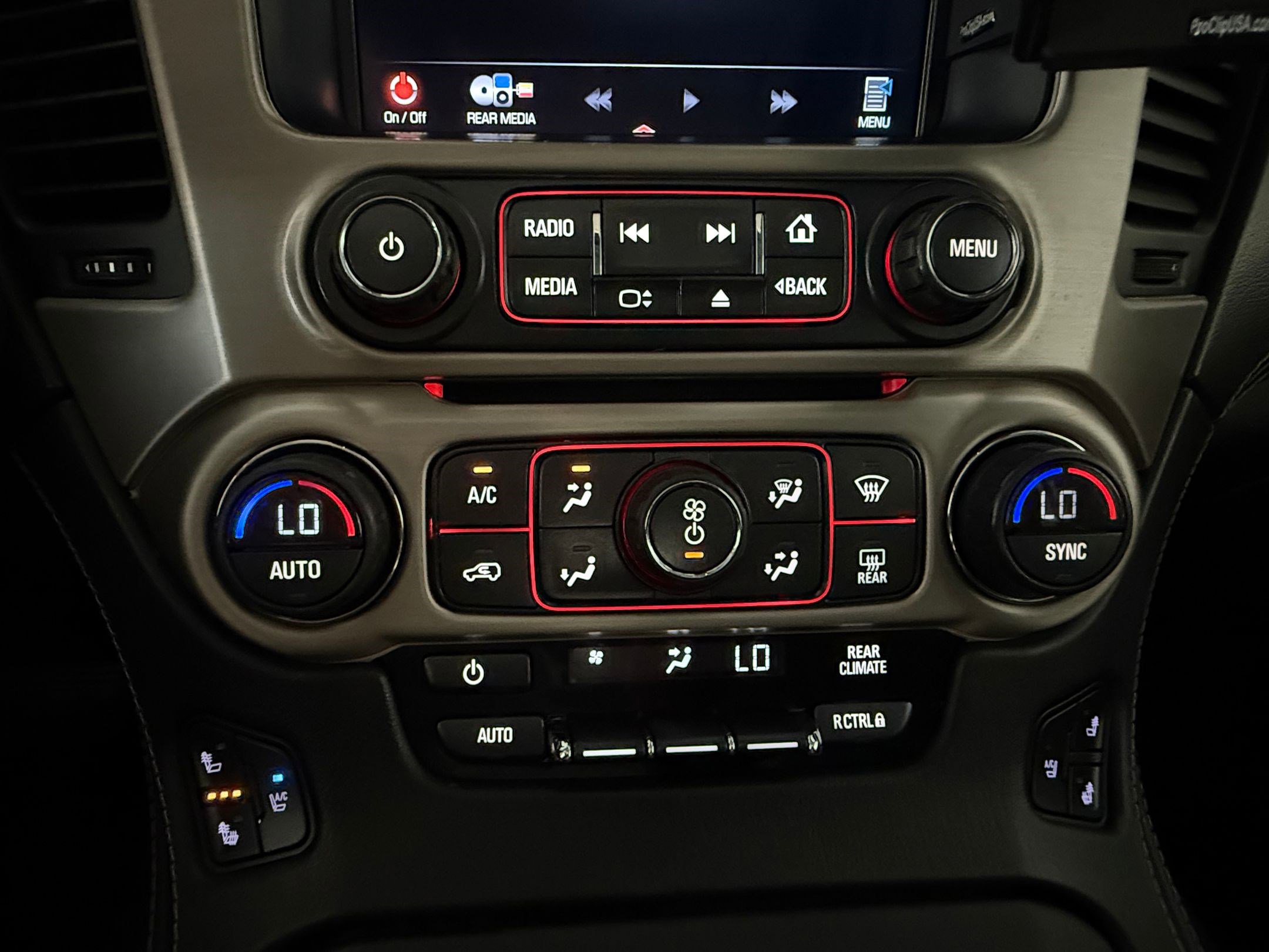 Used 2016 GMC Yukon Denali w/ Open Road Package image 27