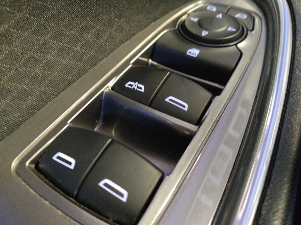 Used 2020 Chevrolet Malibu LT FWD image 27
