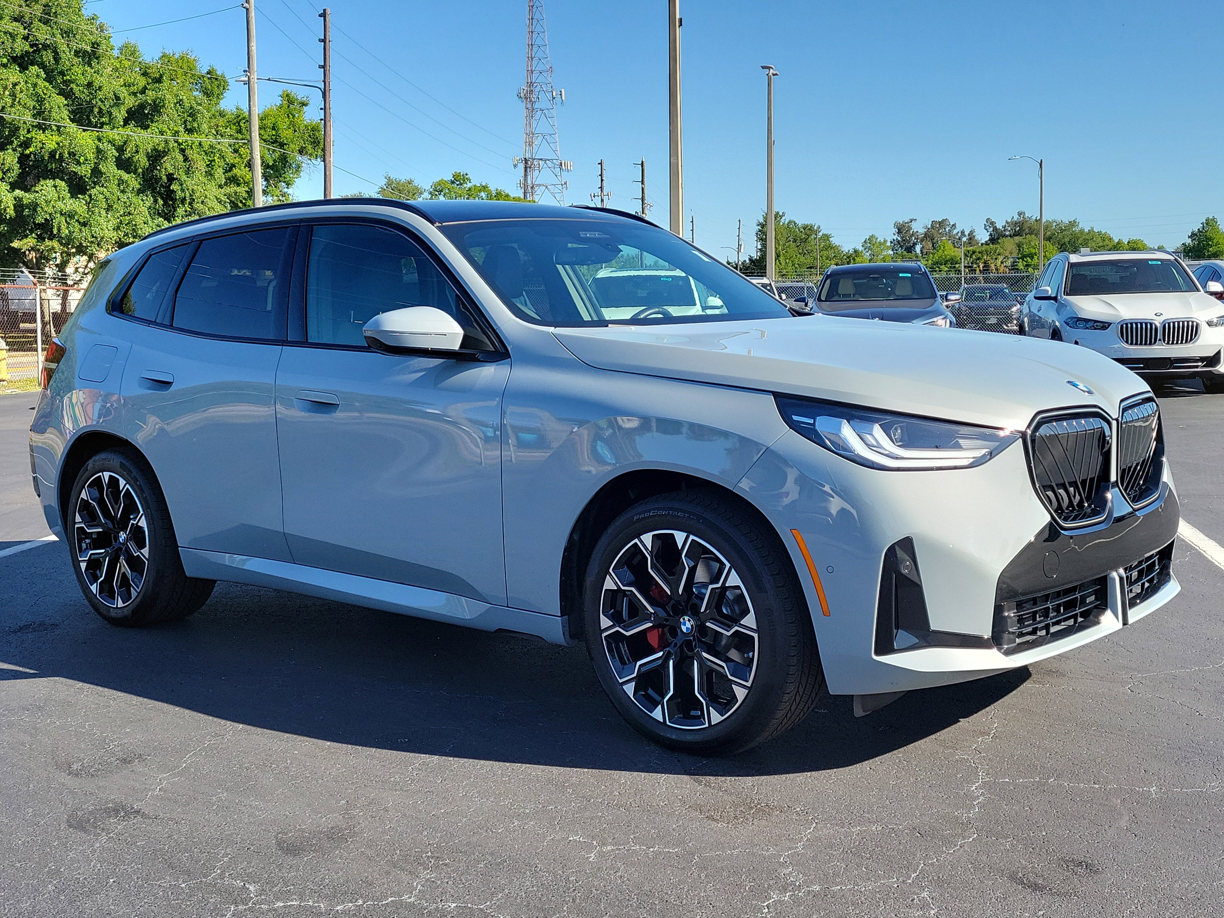 Used 2026 BMW X3 xDrive30 w/ Premium Package image 2