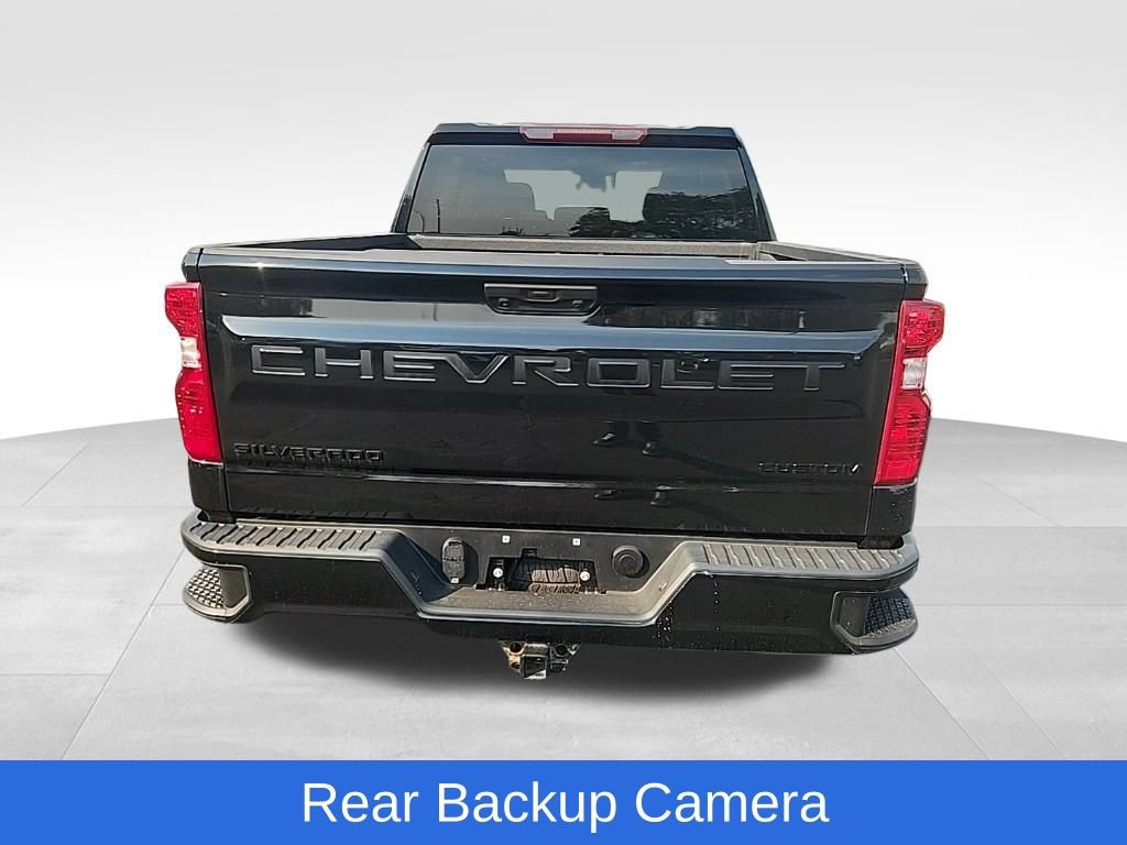 Used 2022 Chevrolet Silverado 1500 Custom w/ LPO, Dark Essentials Package AWD/4WD image 3