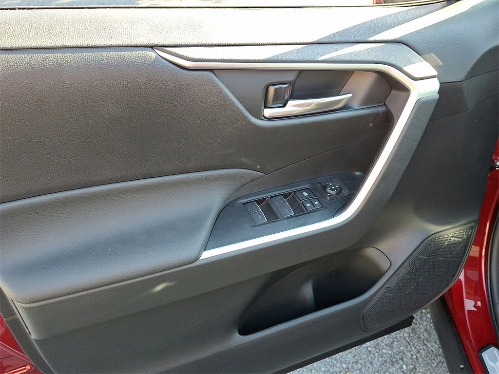 New 2025 Toyota RAV4 XLE image 7