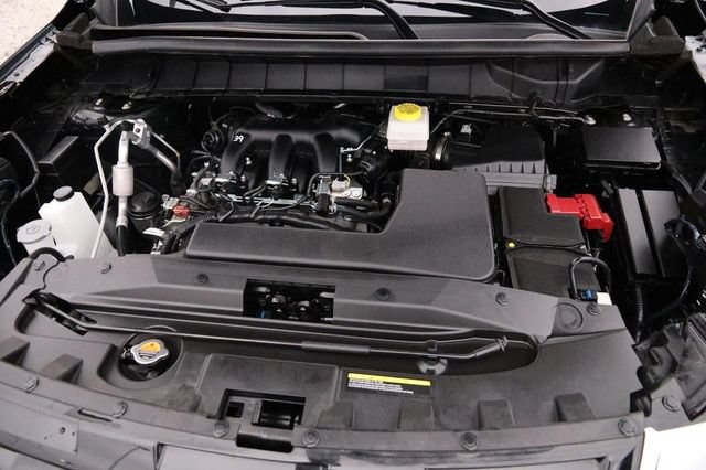 Certified 2025 Nissan Pathfinder SL AWD/4WD image 31