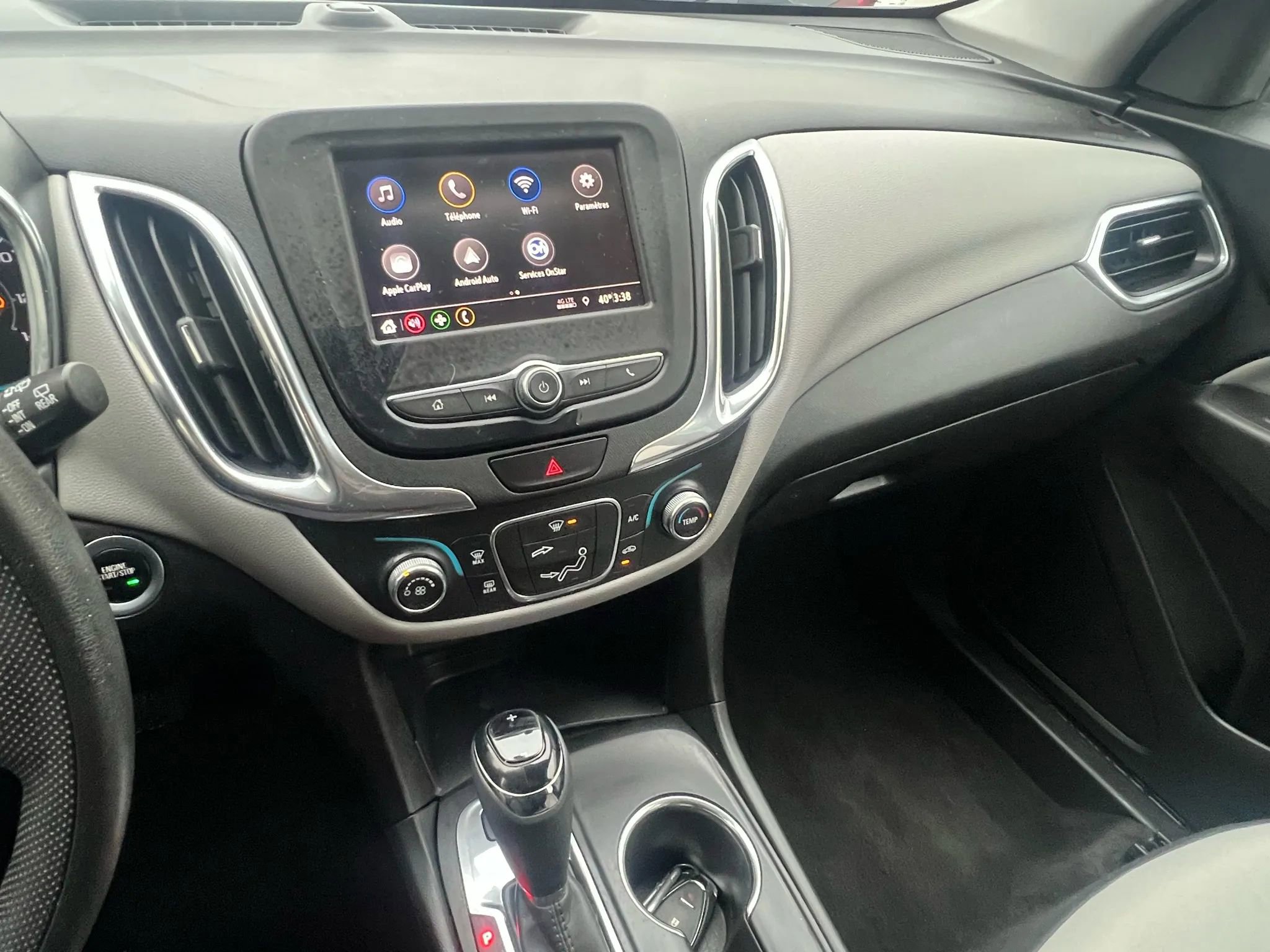 Used 2020 Chevrolet Equinox LS image 18