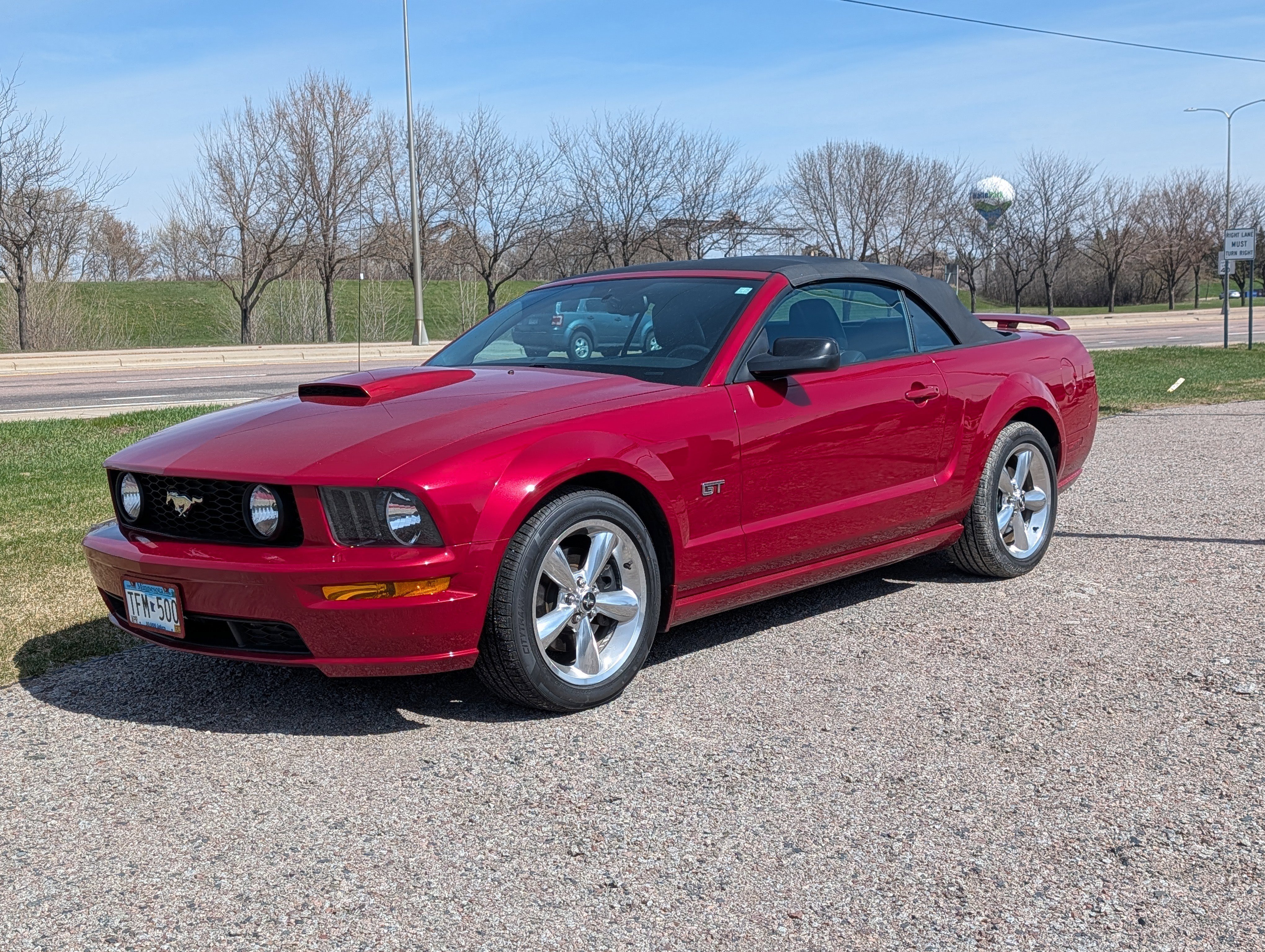 Used 2008 Ford Mustang GT RWD image 2