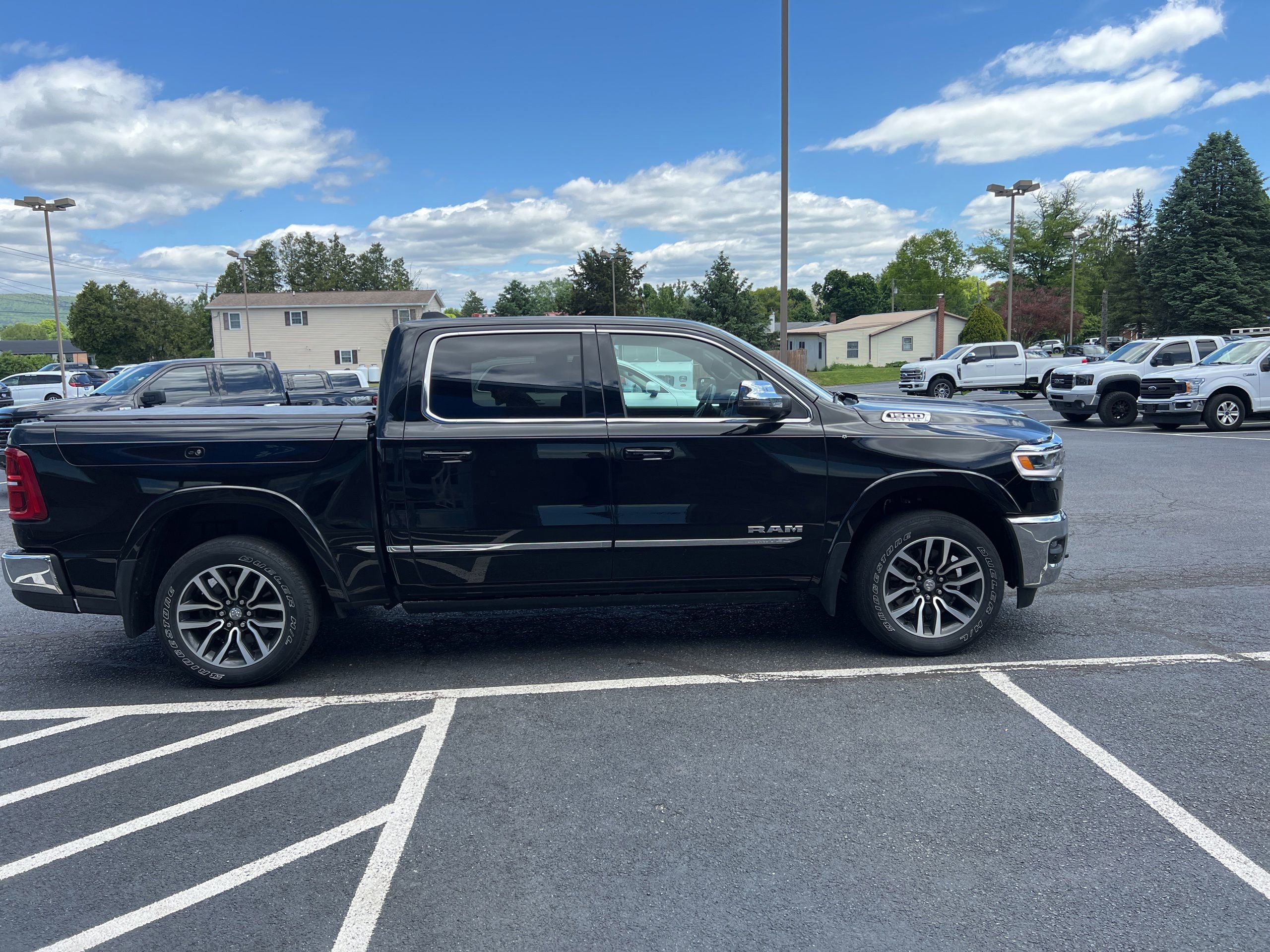 Used 2025 RAM 1500 Limited AWD/4WD image 6
