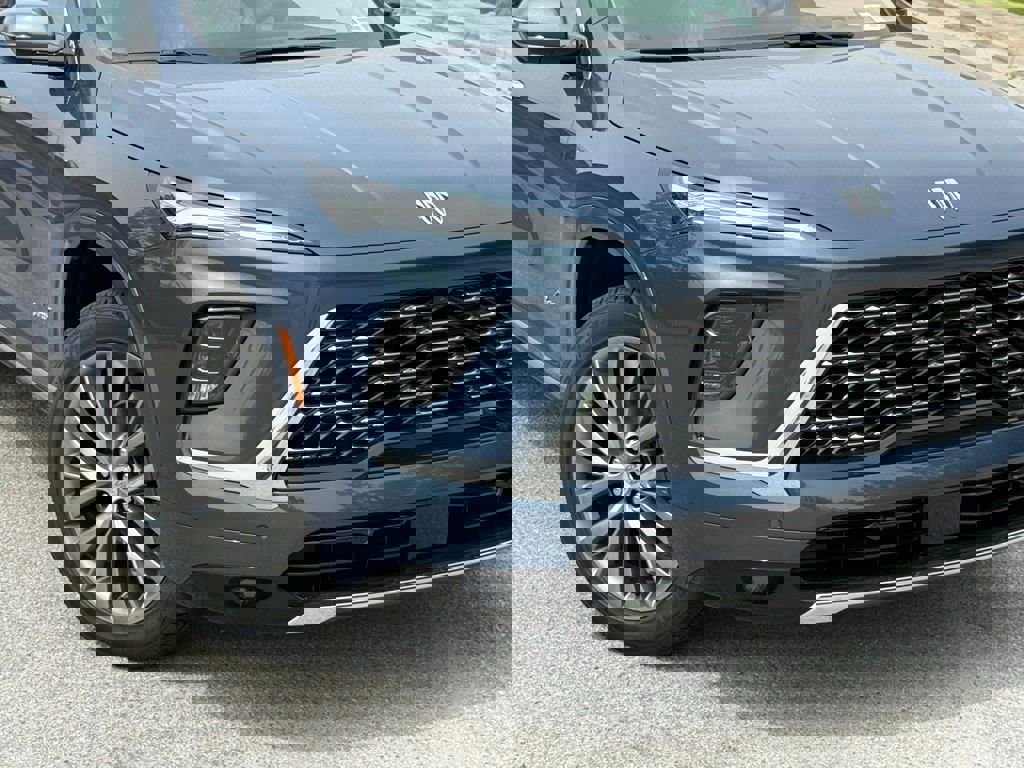 New 2026 Buick Enclave Avenir image 6