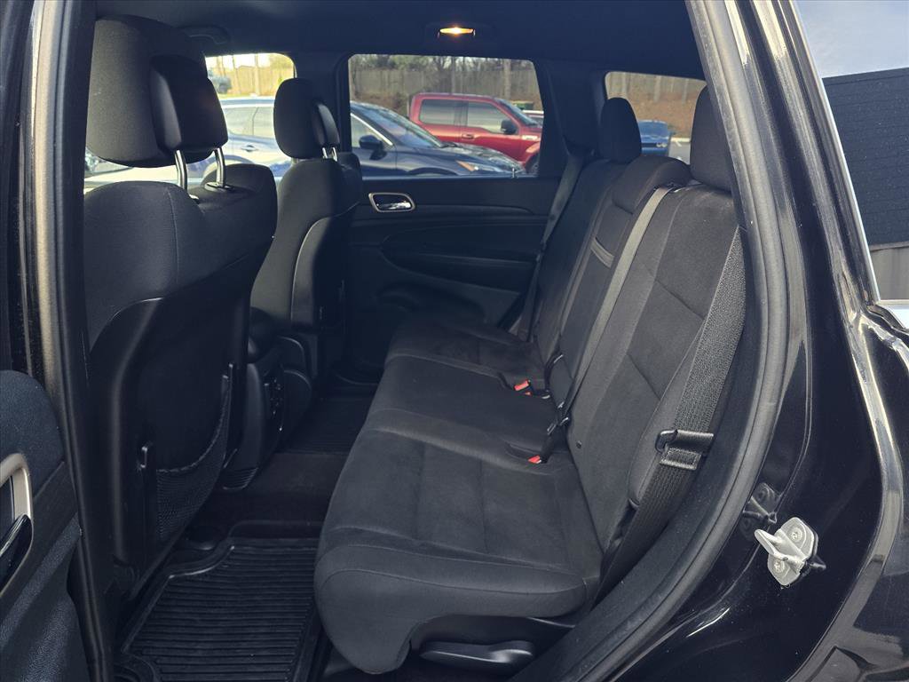 Used 2015 Jeep Grand Cherokee Laredo w/ Quick Order Package 23E image 8