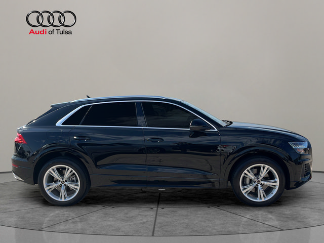 Used 2023 Audi Q8 Premium AWD/4WD image 6