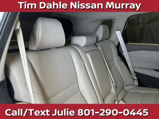 Used 2026 Nissan Rogue Dark Armor AWD/4WD image 19