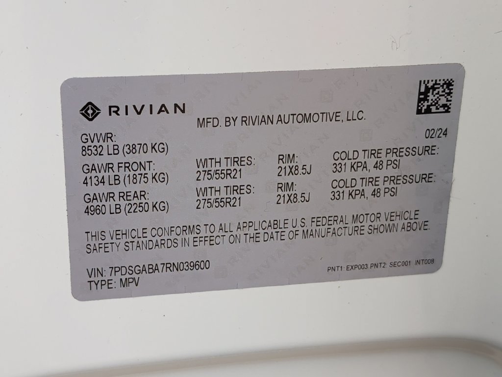 Used 2024 Rivian R1S Adventure Quad AWD/4WD image 40