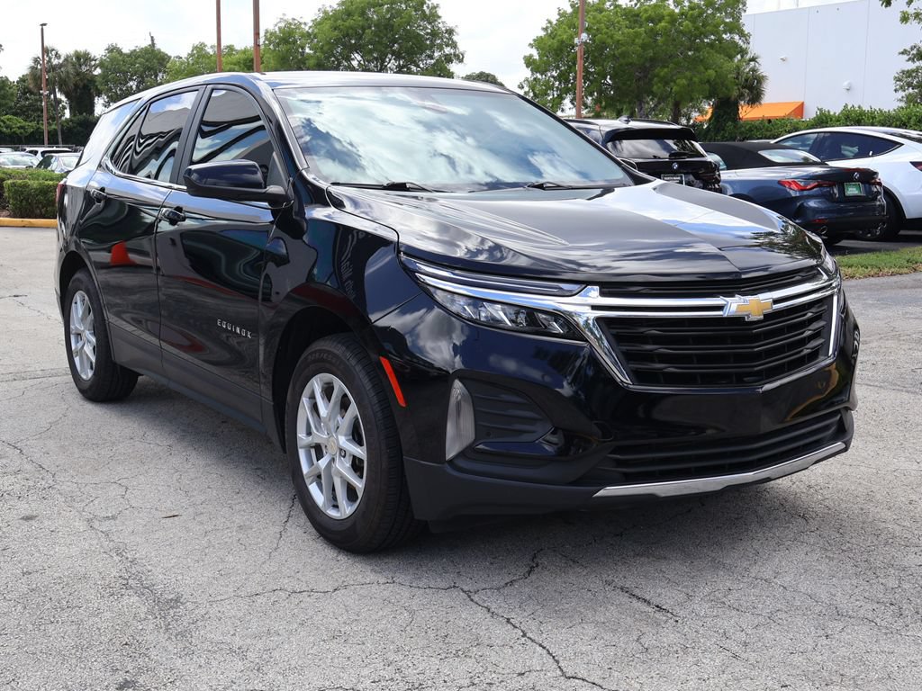 Used 2024 Chevrolet Equinox LT FWD image 2