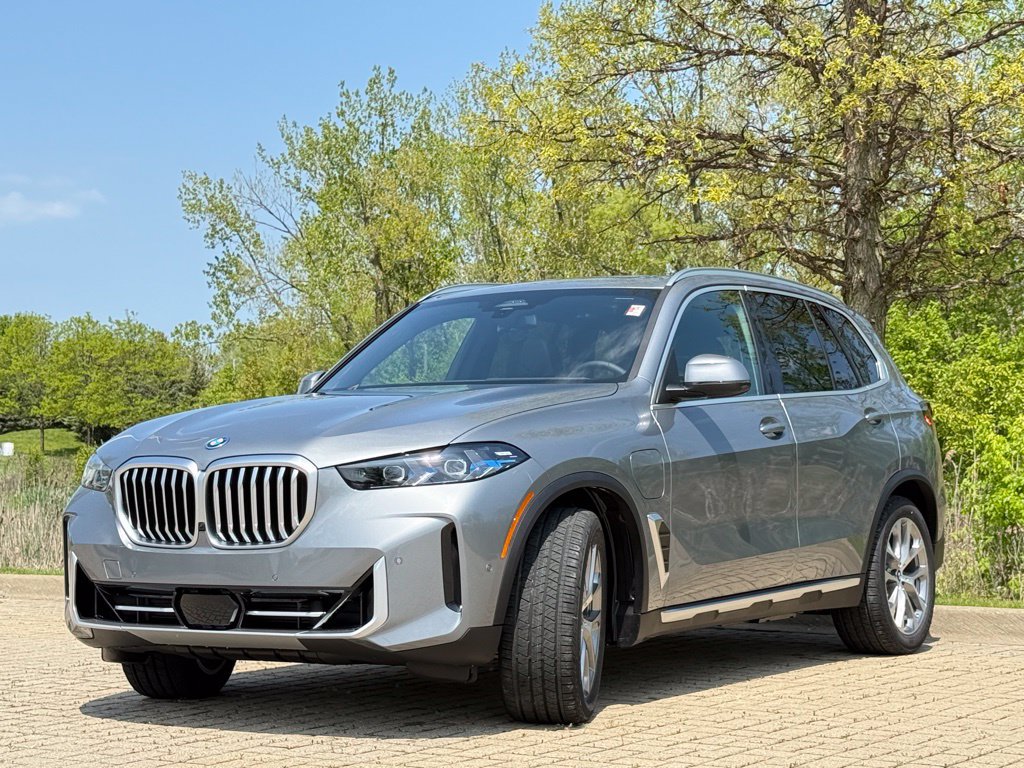 Used 2026 BMW X5 xDrive50e w/ Climate Comfort Package AWD/4WD image 5