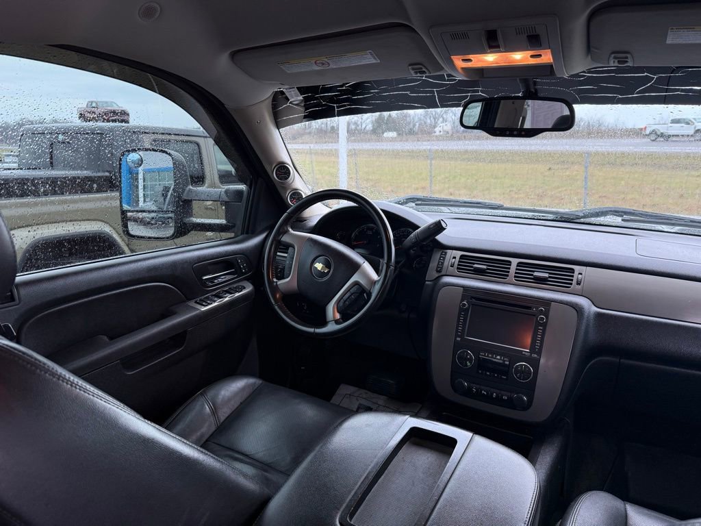 Used 2013 Chevrolet Silverado 2500 LTZ w/ LTZ Plus Package image 18