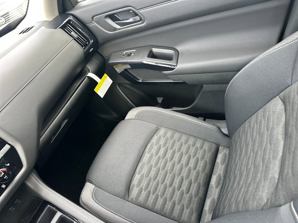 New 2026 Nissan Pathfinder SV image 29