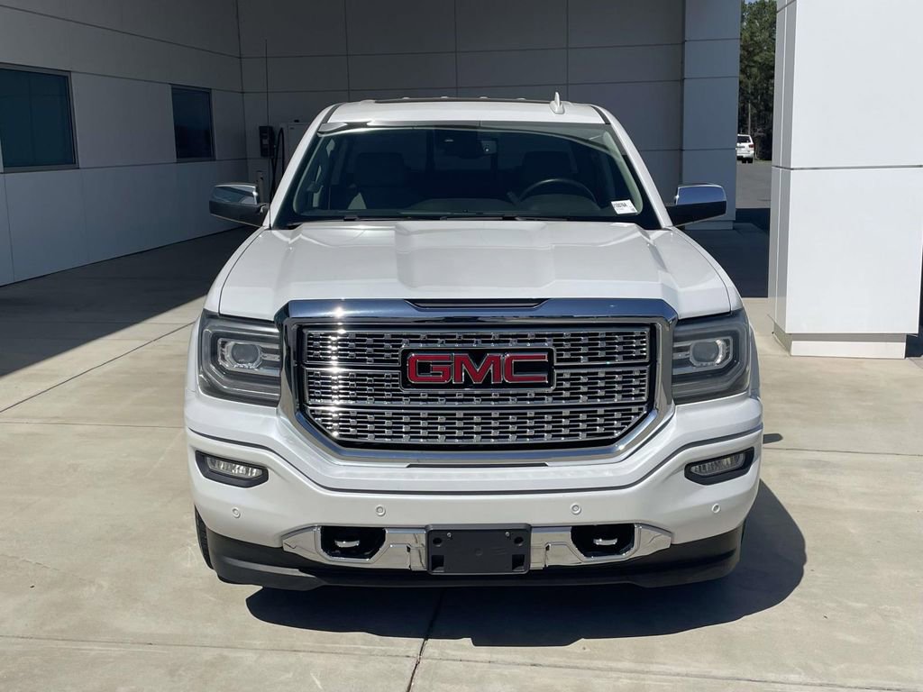 Used 2016 GMC Sierra 1500 Denali w/ Denali Ultimate Package image 3
