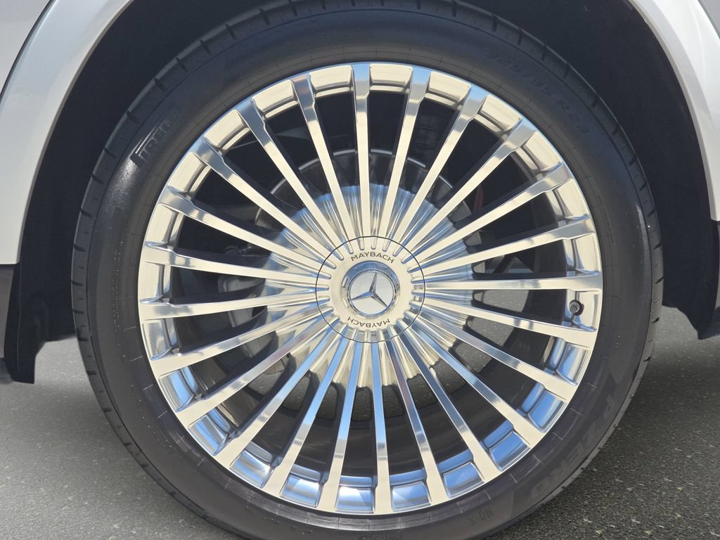 Used 2026 Mercedes-Benz Maybach GLS 600 4MATIC image 37